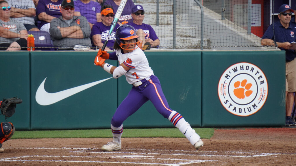 Mckenzie Clark At-Bat at The Clemson Regional 2023