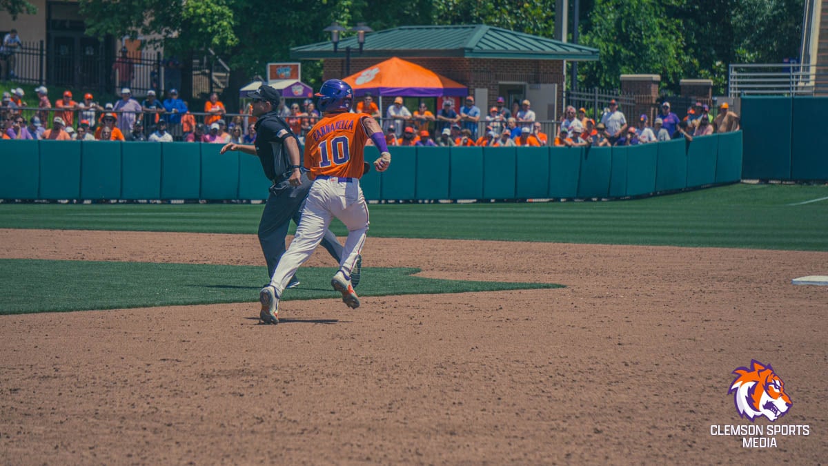 baseball-clemson-regional-07