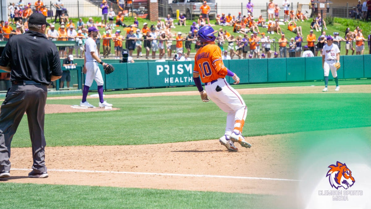 baseball-clemson-regional-08