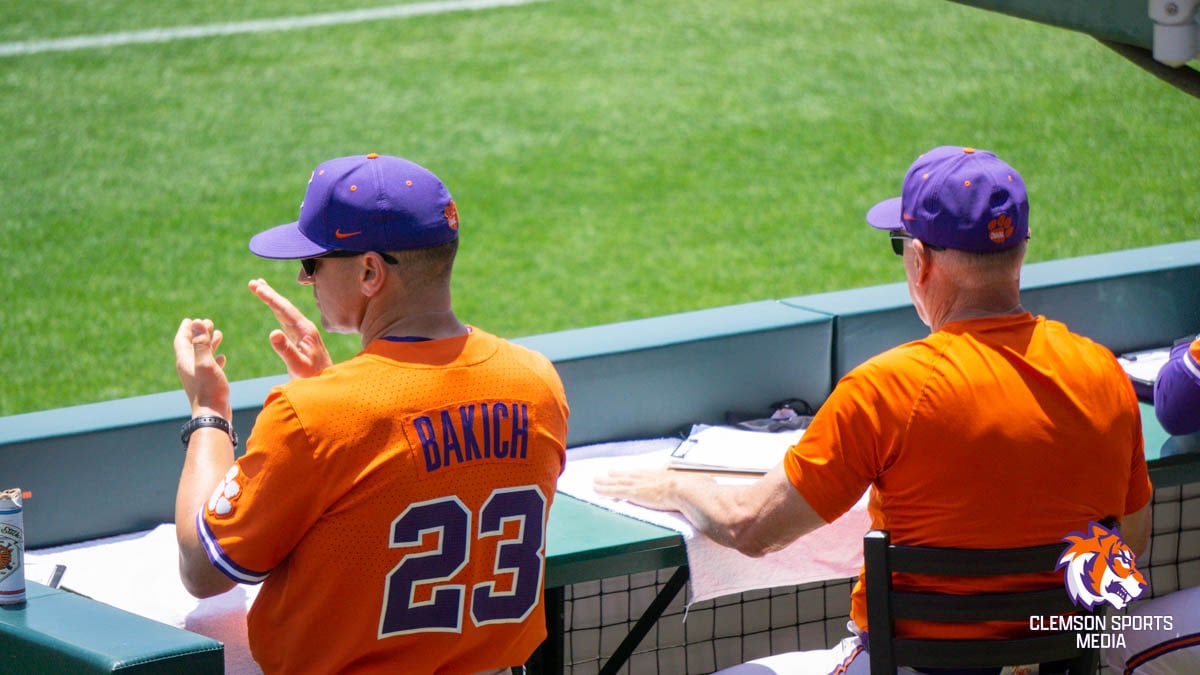 baseball-clemson-regional-27