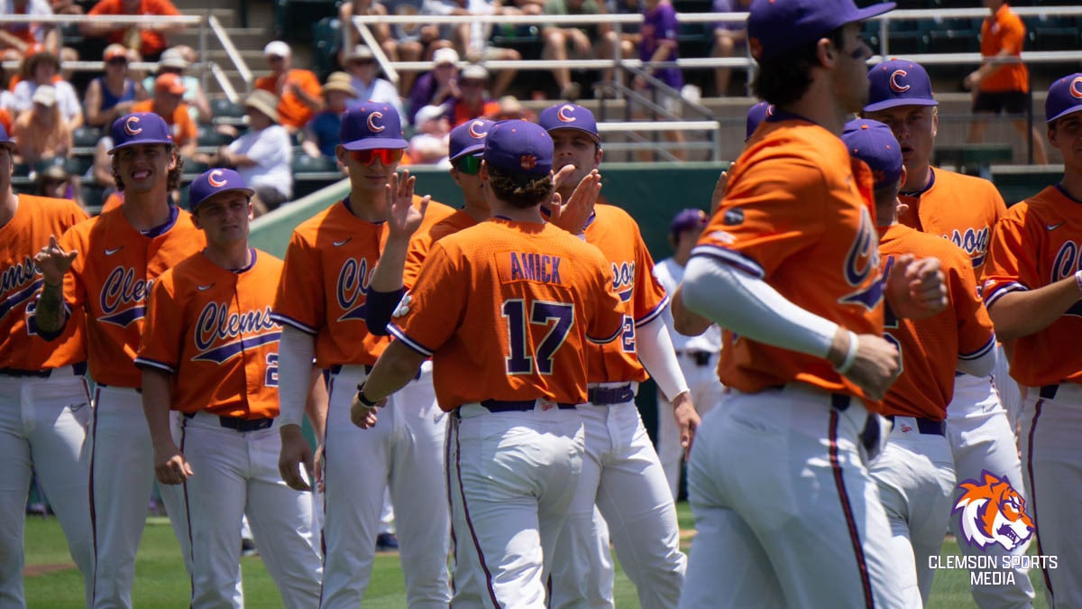 baseball-clemson-regional-37