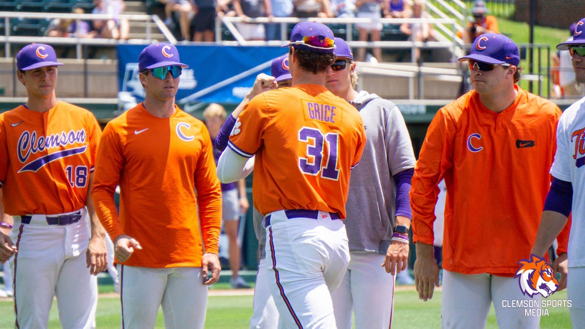 baseball-clemson-regional-38